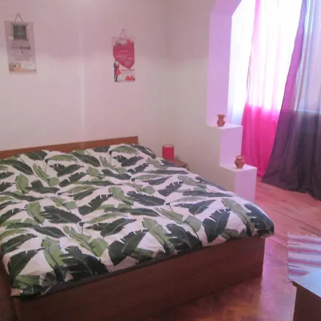 Апартаменти Apartament Patriei