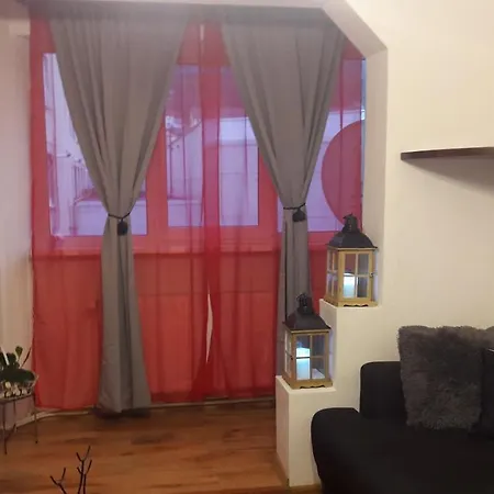 Apartament Patriei * Брашов